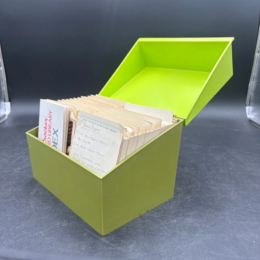 Vtg MCM Betty Crocker Recipe Card Library Avocado Green Box 1971 Decor